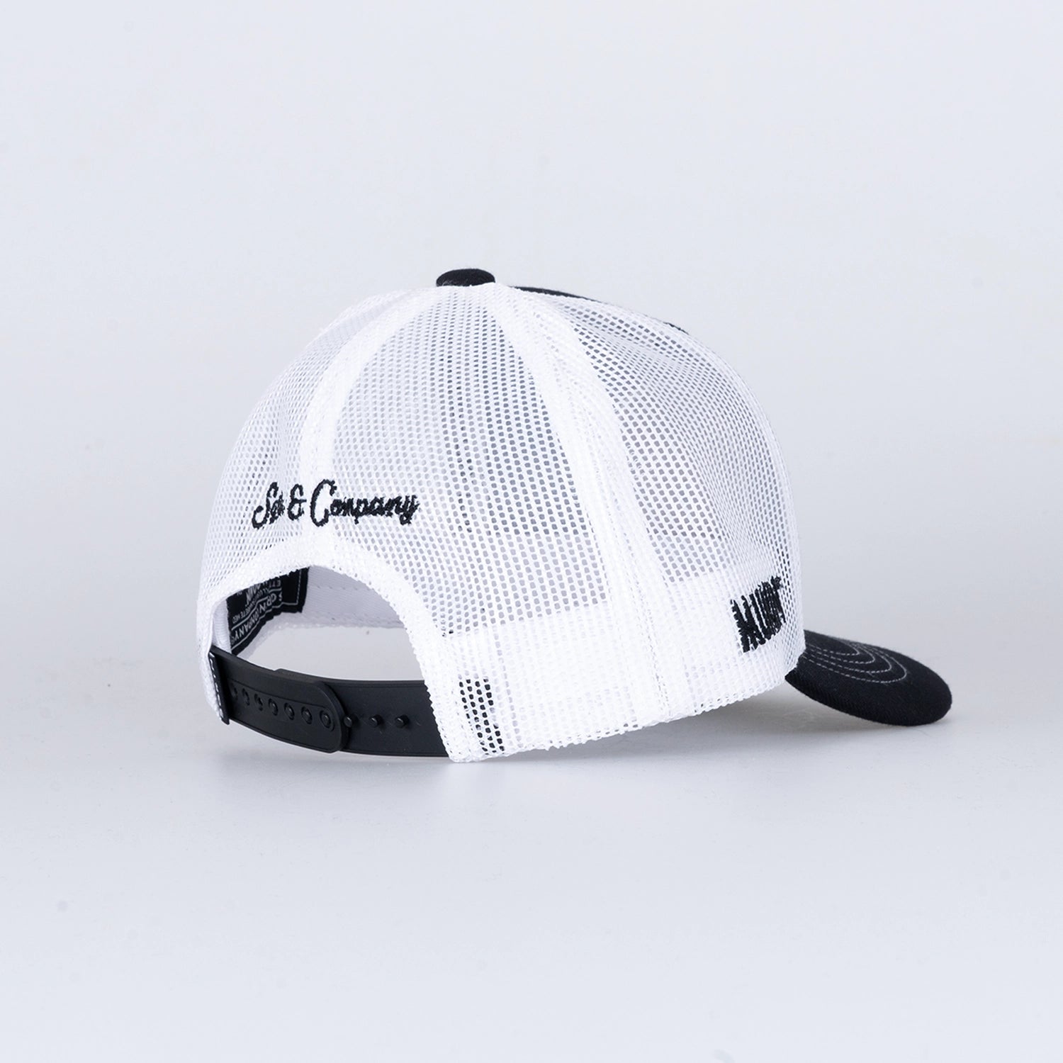 MOOMIN CIRCLE KIDS TRUCKER CAP - BLACK
