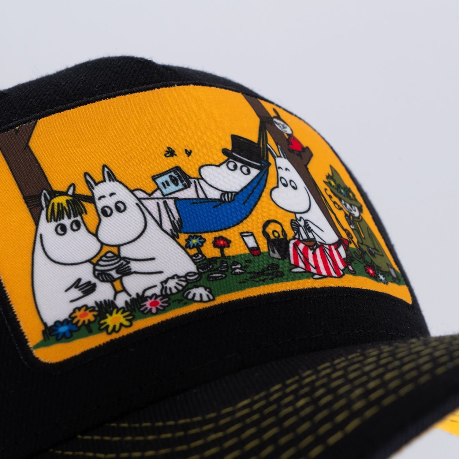 PICNIC TRUCKER CAP - BLACK