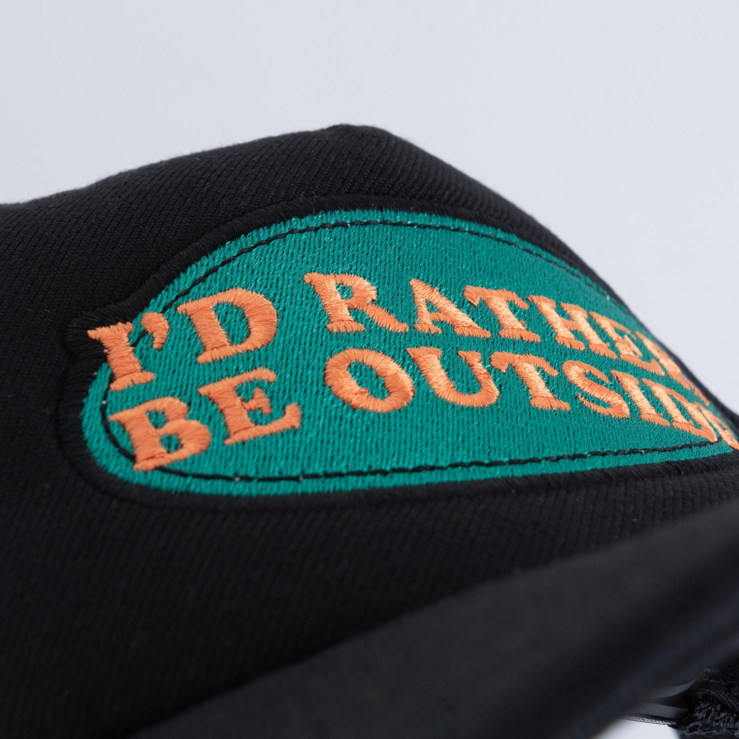 RETRO FOAM TRUCKER KEPS - HOOKED BLACK