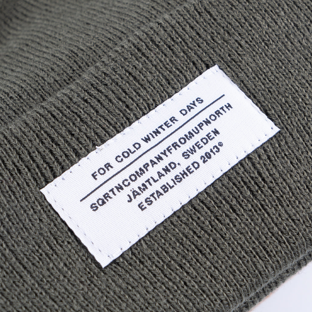 COLD WINTER BEANIE - BLACK