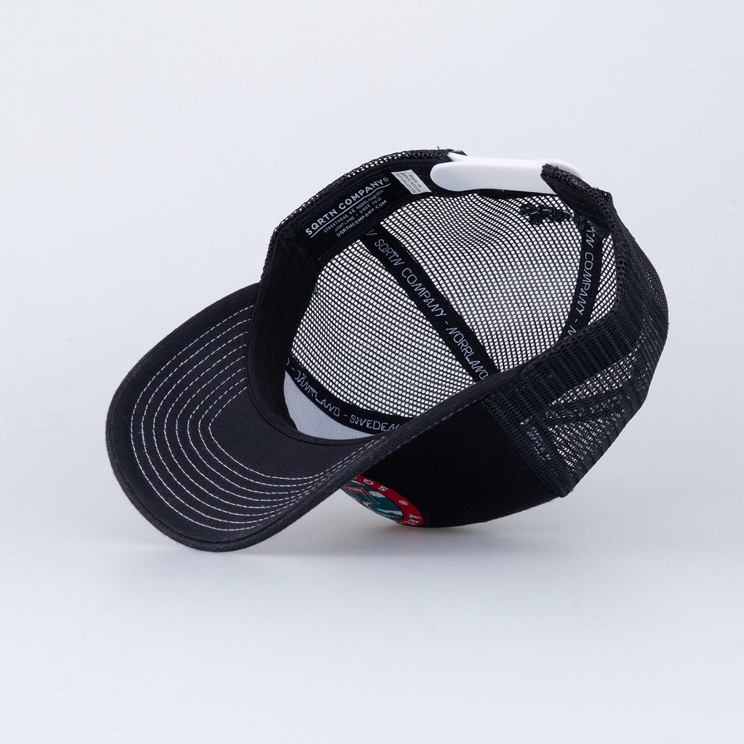 ÅRE TRUCKER CAP - HOOKED BLACK