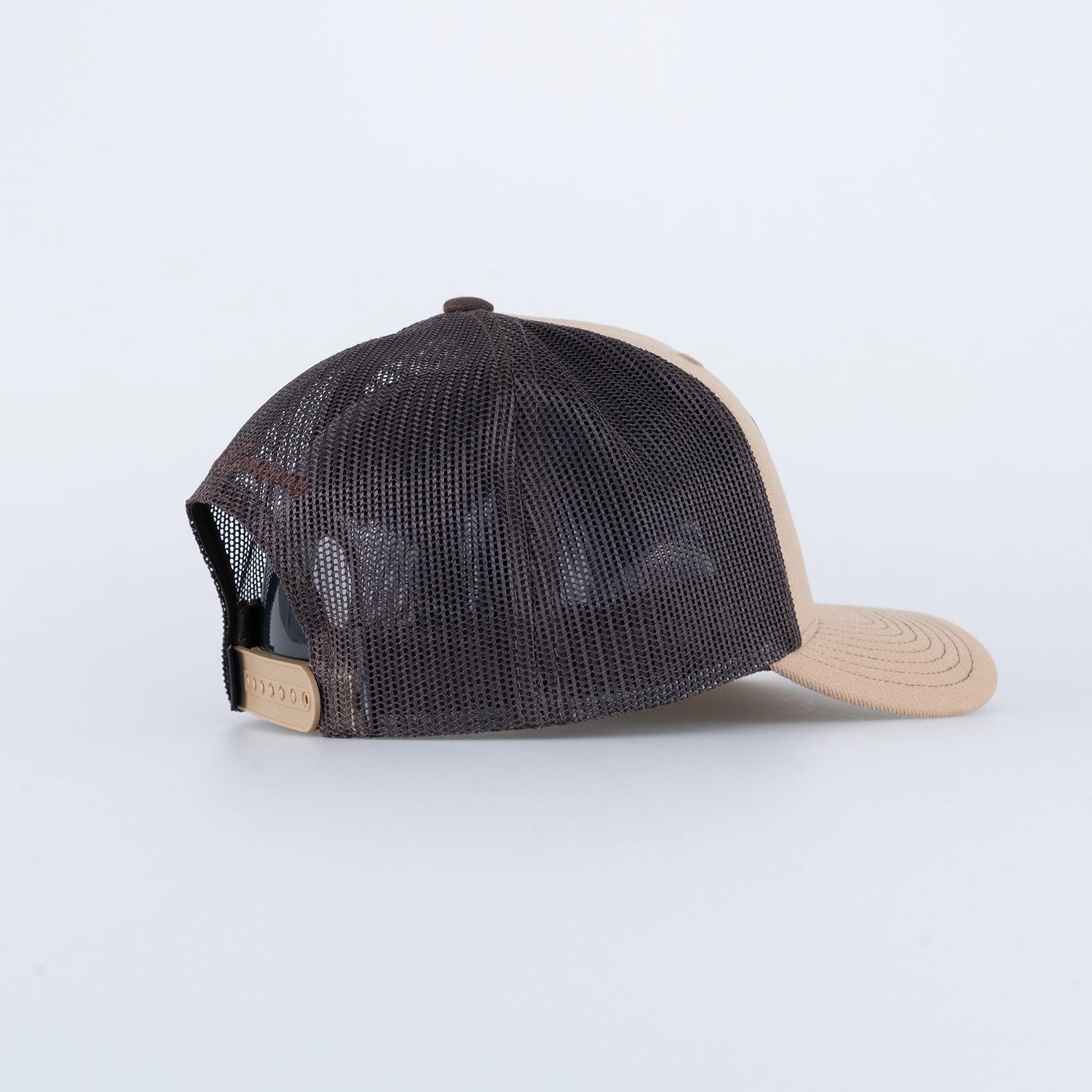 FISHING CAMP TRUCKER CAP - HOOKED KHAKI