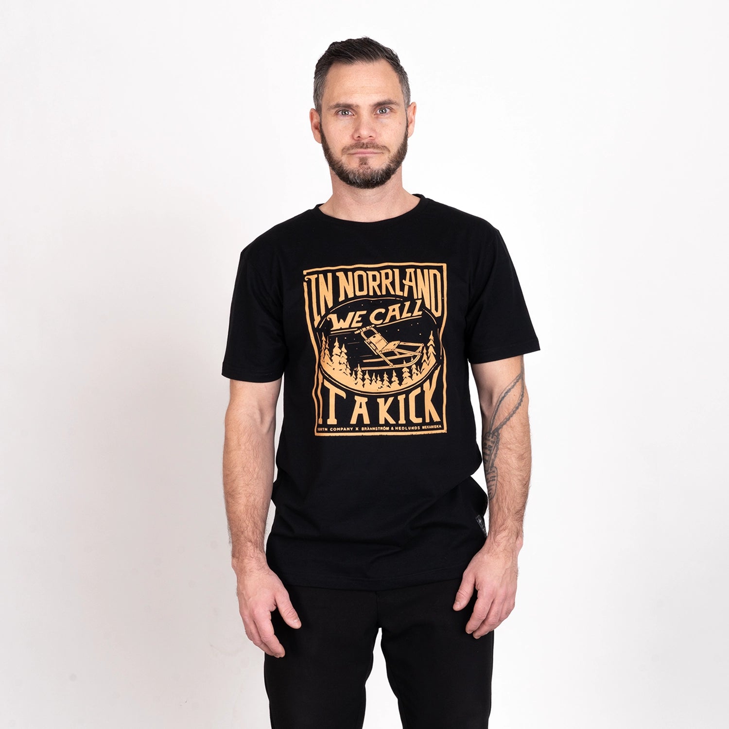 KICK T-SHIRT - BLACK