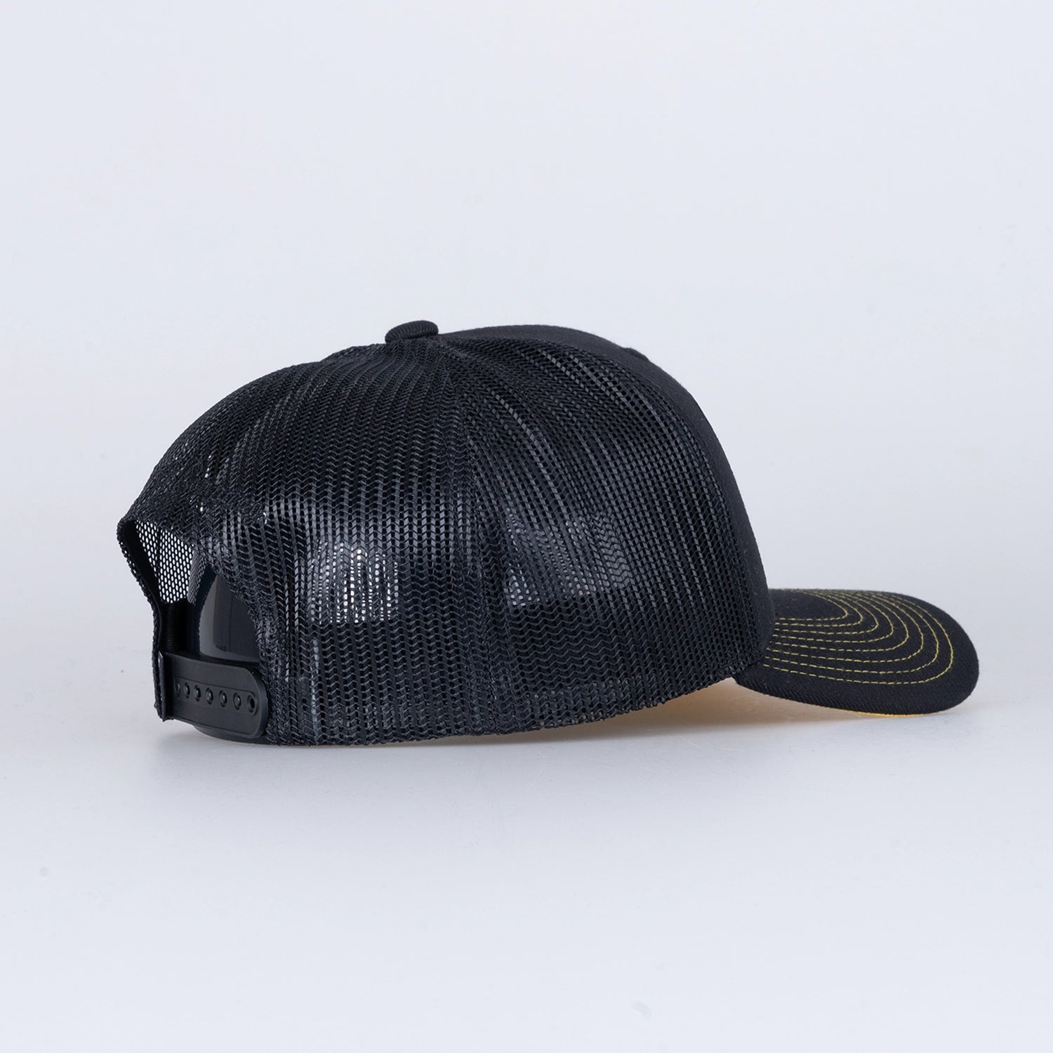 PICNIC TRUCKER CAP - BLACK