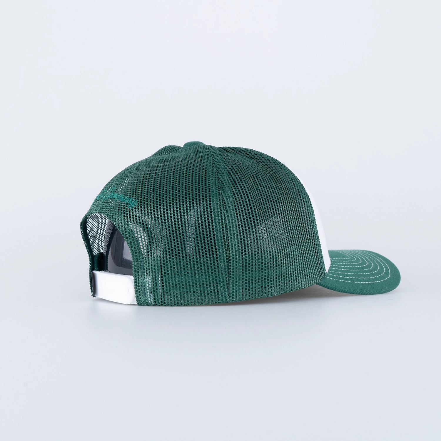 VILDMARKEN TRUCKER LOW CAP - WHITE
