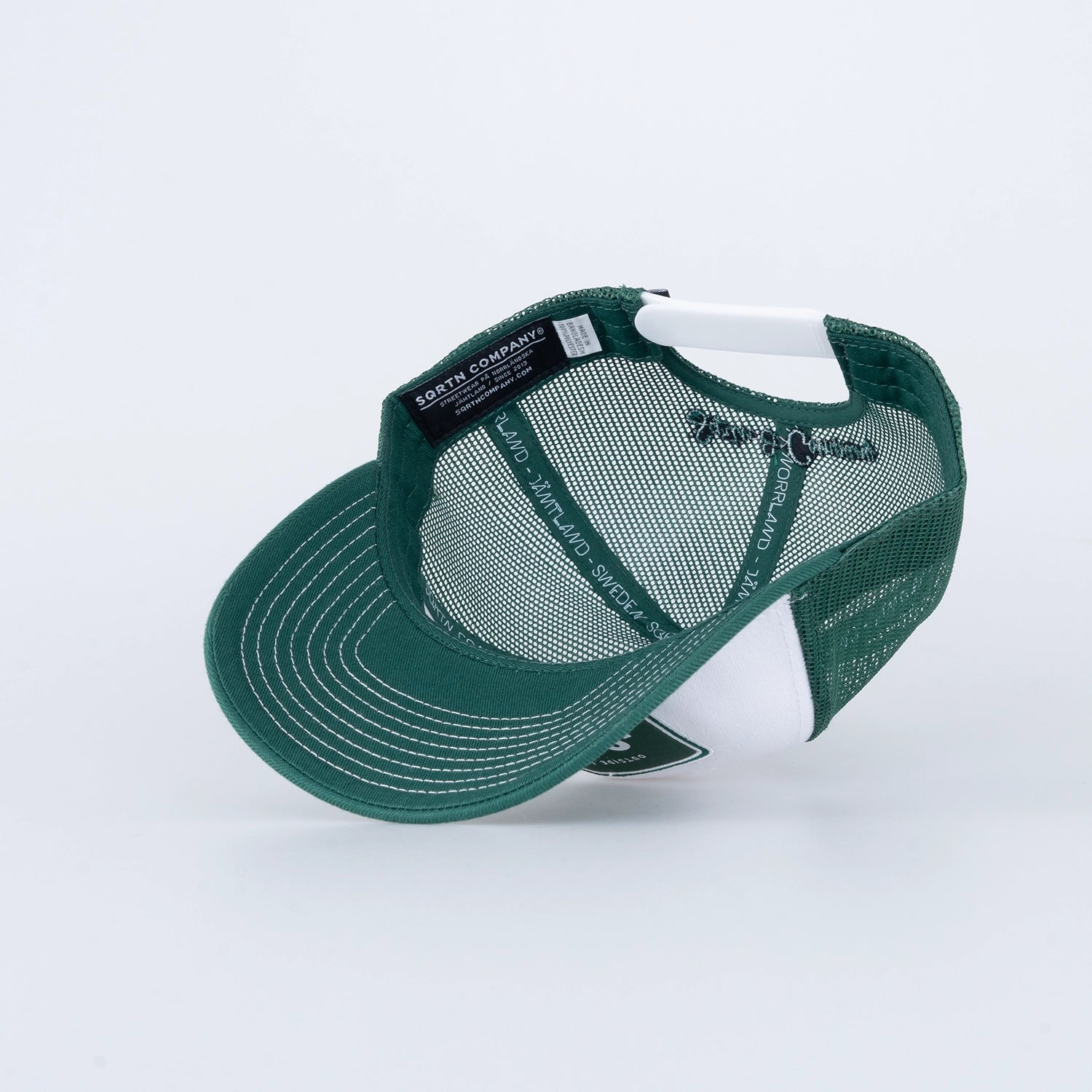 VILDMARKEN TRUCKER LOW CAP - WHITE