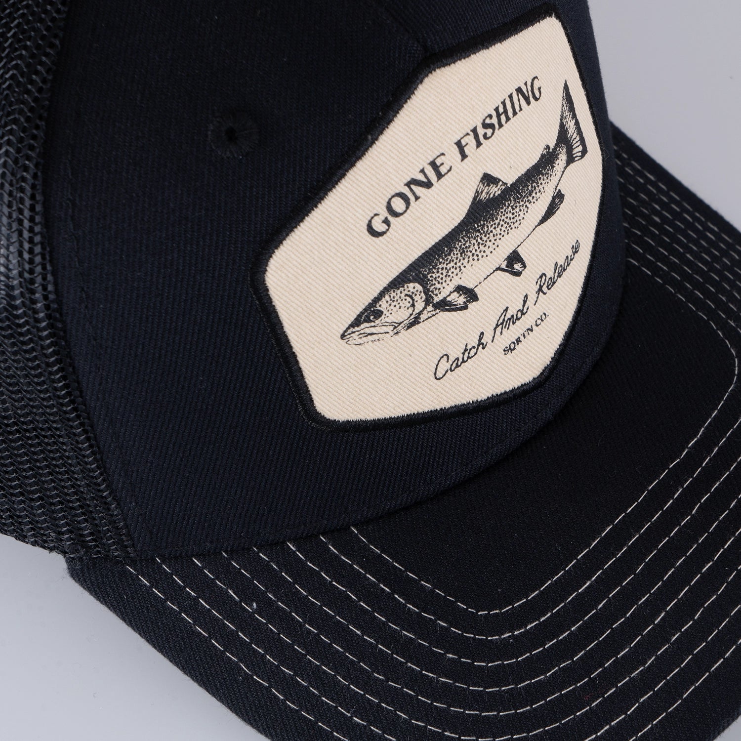 CATCH TRUCKER CAP - HOOKED BLACK