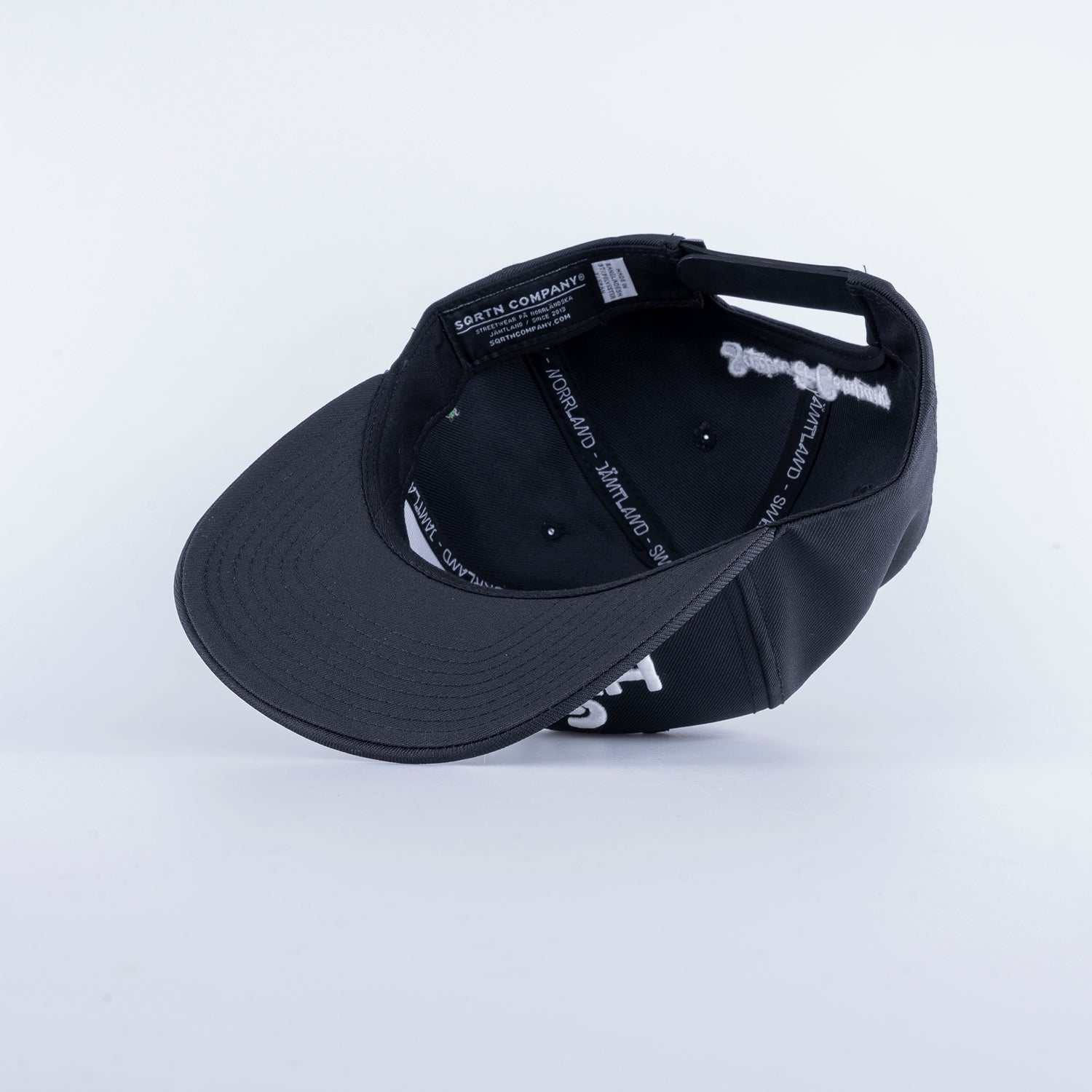 GONE HUNTING COMPACT CAP - BLACK