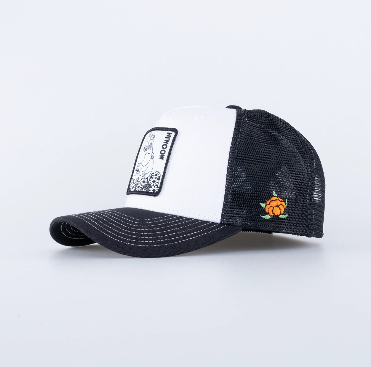 LOVE TRUCKER CAP - HOOKED BLACK